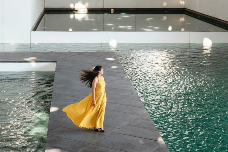 Billet Abu Dhabi : Visite guidée de la ville + entrée à la Grande Mosquée Sheikh Zayed et au Palais des Émirats