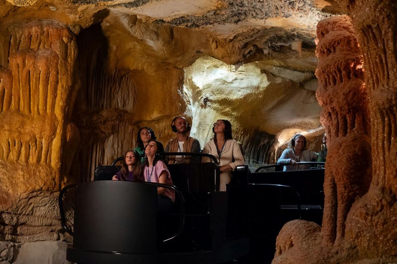 Billet Marseille : Billet d'entrée à la grotte Cosquer + visite audio de la ville