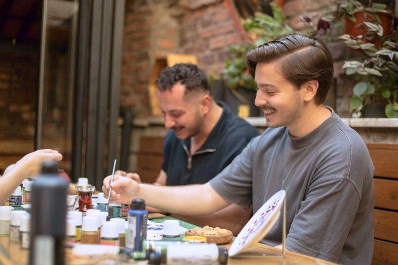 Billet Istanbul : Atelier de peinture sur carreaux turcs + thé et café à volonté