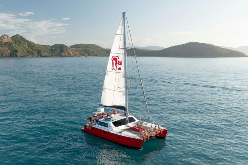 Billet Îles Whitsunday : Excursion à la voile d'une journée au départ d'Airlie Beach