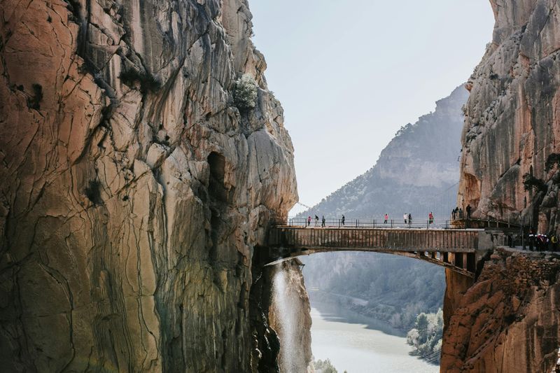 Billet Caminito del Rey : Visite guidée + Navette aller simple depuis El Chorro + Escalade