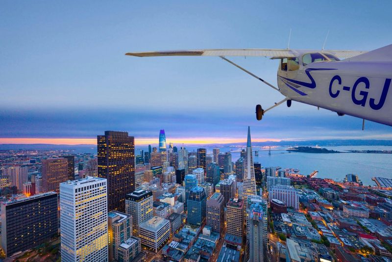 Billet San Francisco : Tour de la baie en avion privé (1 heure)