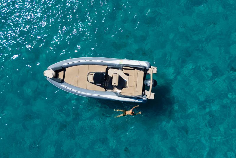 Billet Mondello : Excursion en bateau depuis Palerme + plongée en apnée + collations et boissons