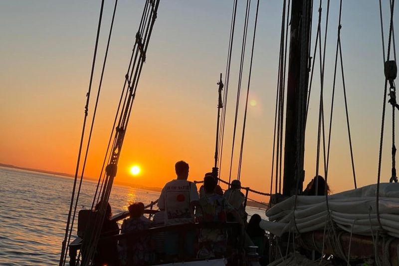 Billet Visite des grottes de Benagil à bord d'un bateau pirate