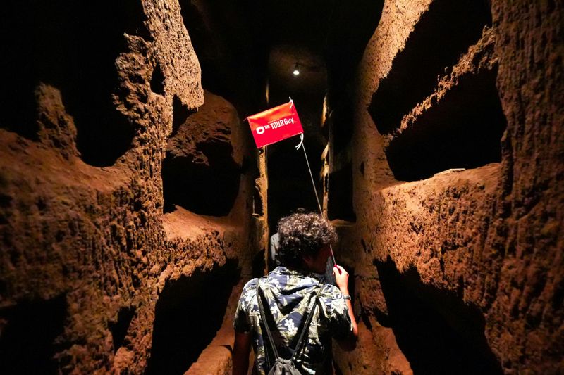 Billet Crypte des Capucins et catacombes de Priscilla : visite guidée après les heures de bureau