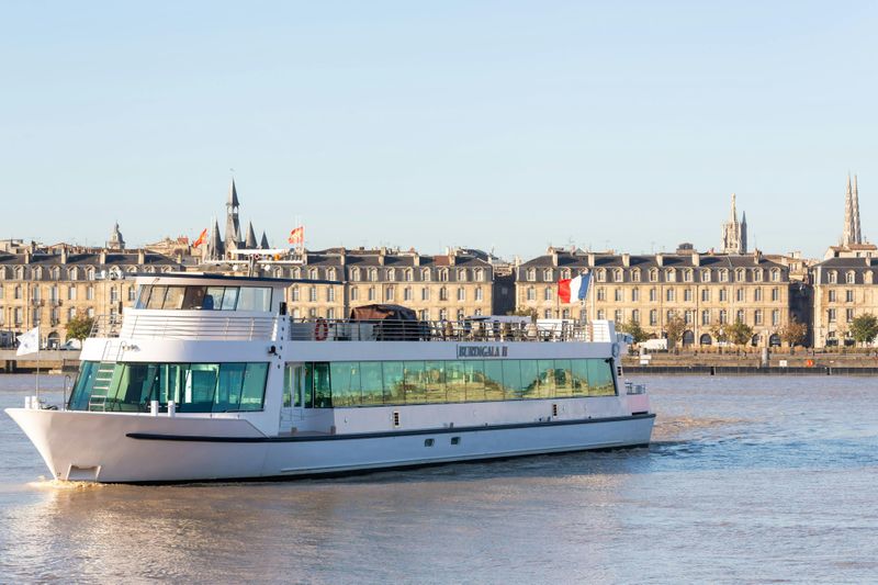 Billet Bordeaux : Croisière fluviale guidée + boissons