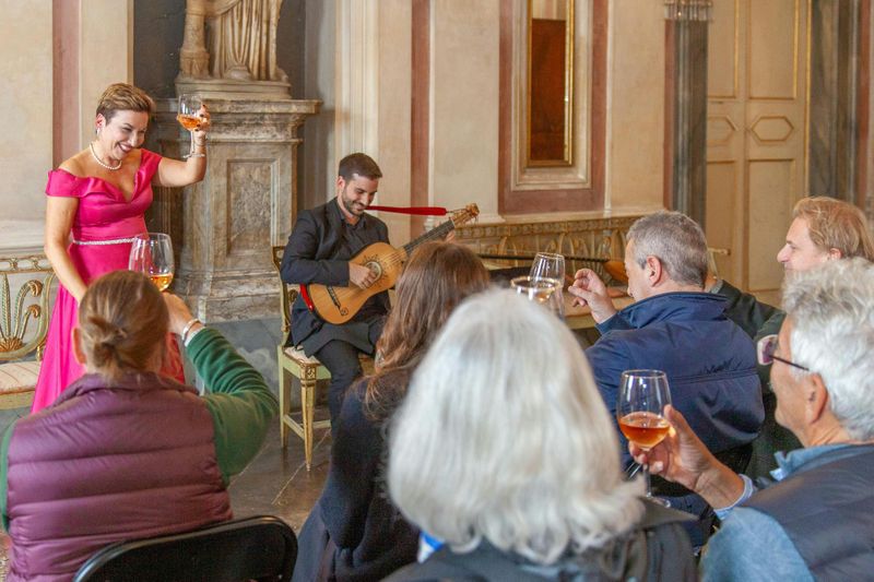 Billet Palazzo Chigi Zondadari : Entrée + Visite guidée + Concert d'opéra
