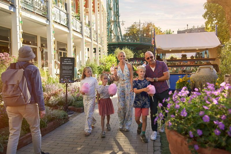 Billet Copenhagen Card - HOP: 40+ attractions dont Tivoli + Bus Hop-on Hop-off