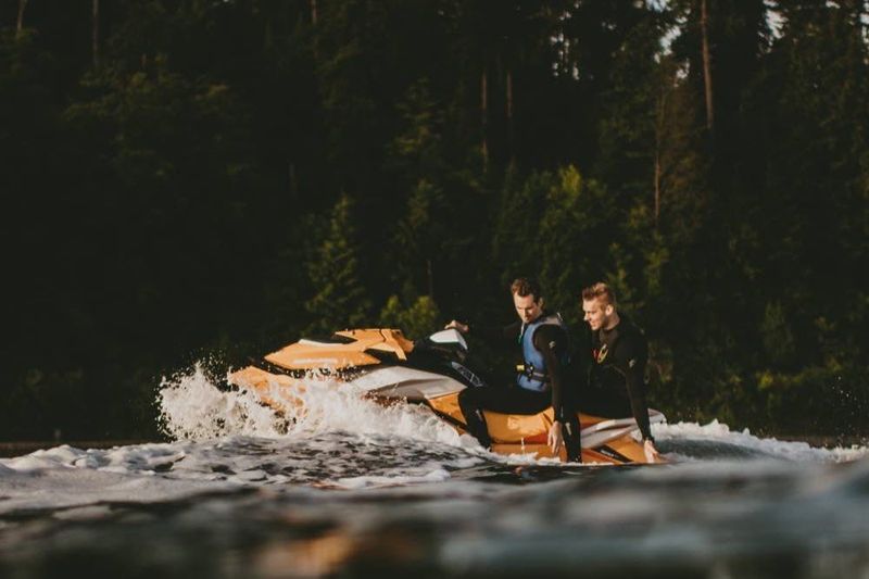Billet Port de Vancouver et Howe Sound : Excursion guidée en jet ski