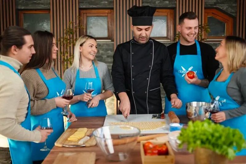 Billet Cours de préparation de pâtes dans un bar à vin local à Atlanta