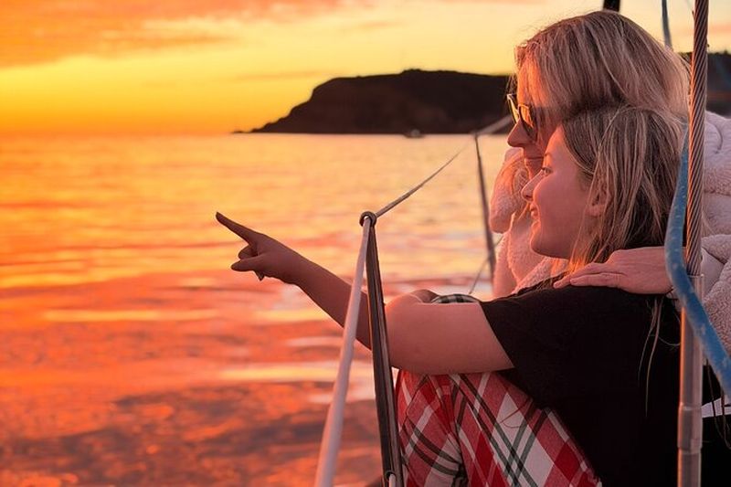 Billet Naviguez à bord d'un yacht Français : bière et vin inclus