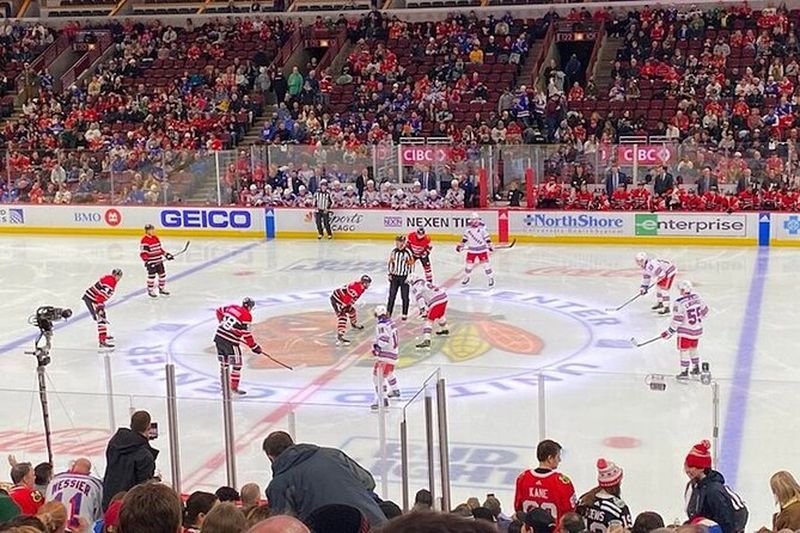 Billet Match de hockey sur glace des Blackhawks de Chicago à United Center