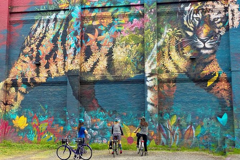 Billet Exclusivité Viator : visite à vélo de 2 heures sur le street art de Portland