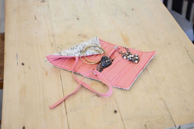 Billet Atelier - Fabriquez votre étui à bijoux de voyage