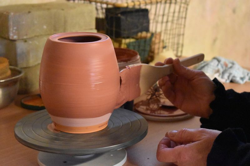 Billet Atelier - Initiez-vous au modelage et au décor aux engobes
