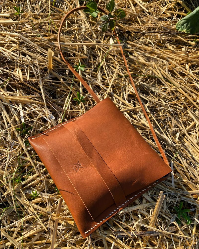 Billet Atelier - Fabriquez votre sac pochette en cuir