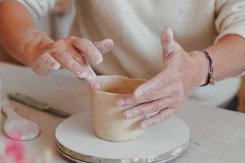 Billet Atelier - Initiez-vous au modelage et au décor sur céramique