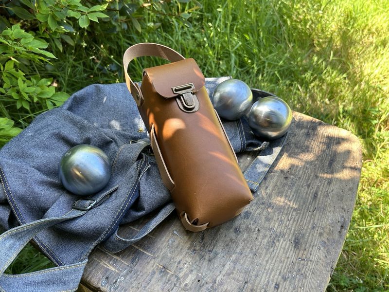 Billet Atelier - Réalisez votre sacoche à boules de pétanque en cuir