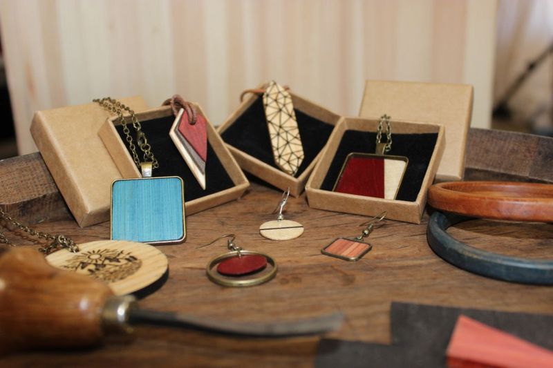 Billet Atelier - Réalisez votre bijou en bois sur-mesure