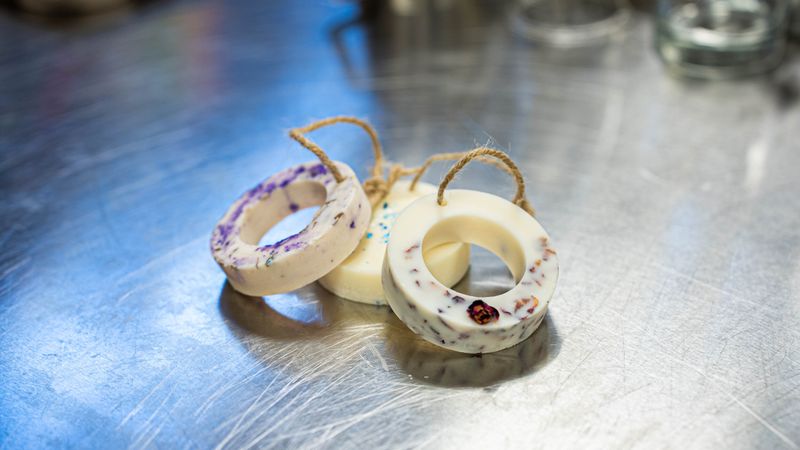 Billet Atelier - Réalisez votre suspension parfumée