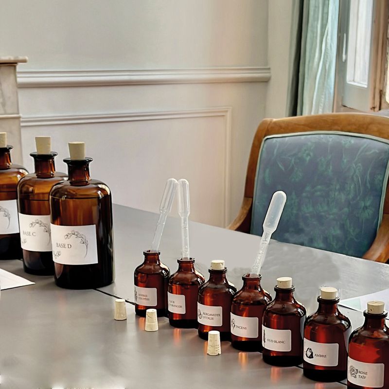 Billet Atelier - Composez votre eau de parfum sur mesure