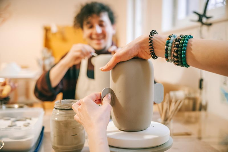 Billet Atelier - Coulez votre vase en céramique