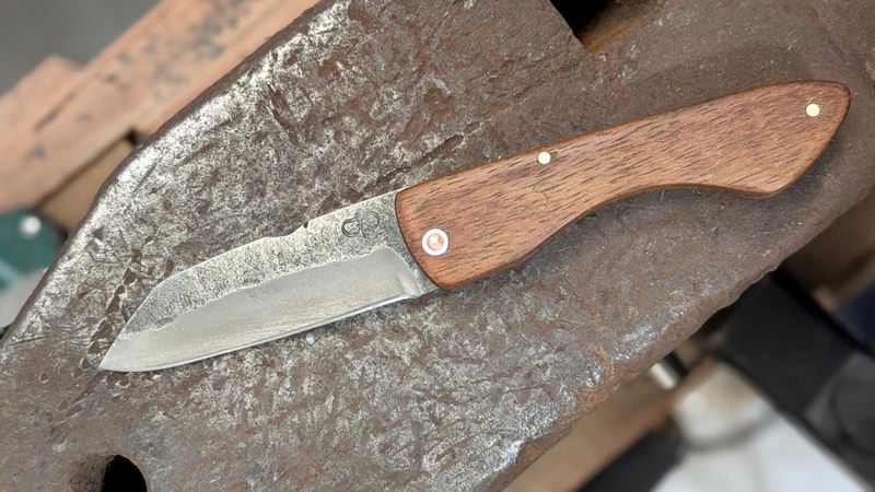 Billet Atelier - Réalisez un couteau pliant