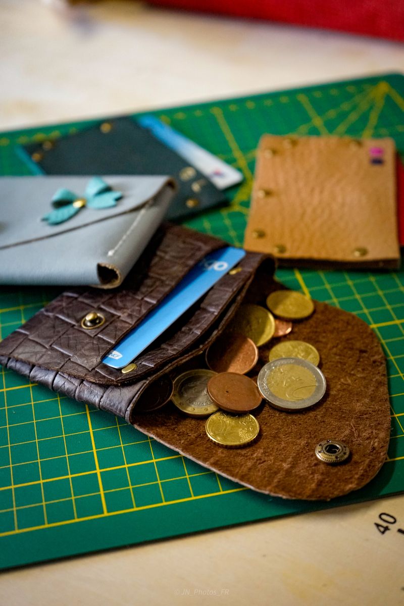Billet Atelier - Fabriquez votre porte-monnaie en cuir