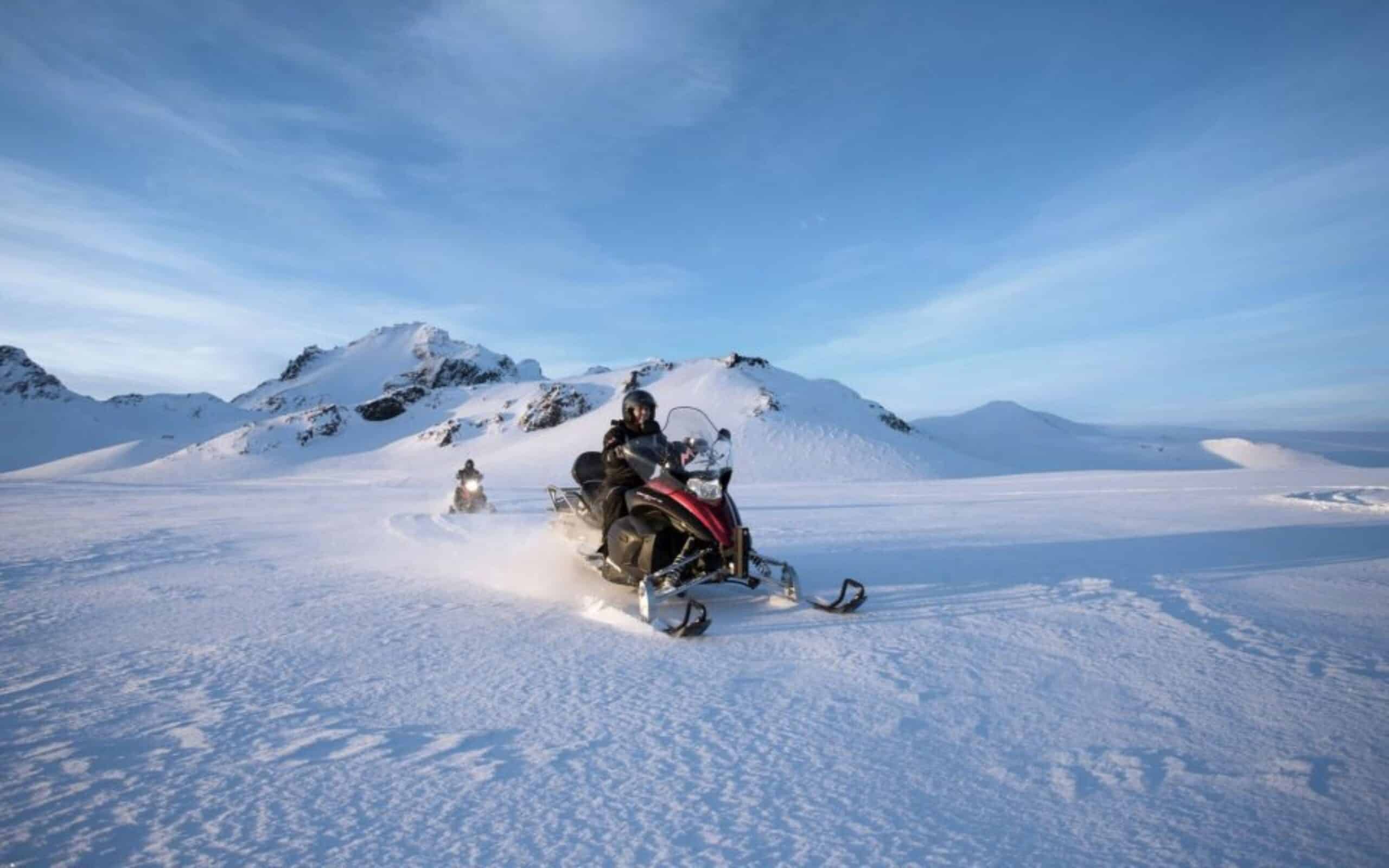 Balade en motoneige en Andorre