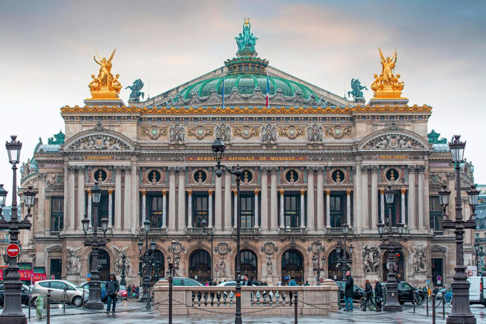 Façade et architecture de l'Opéra Garnier à Paris