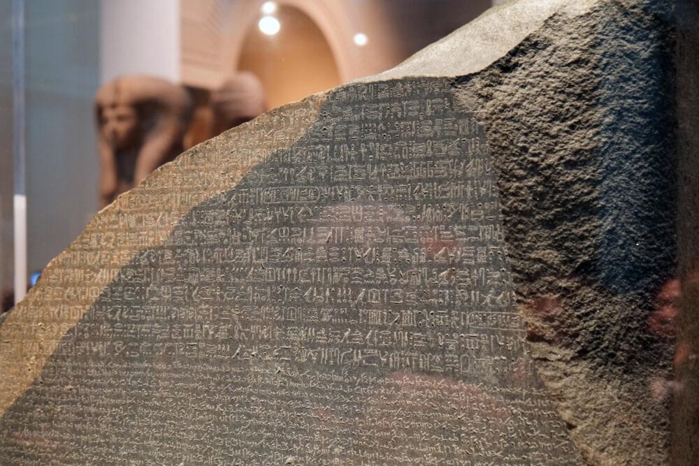 Pierre de Rosette au British Museum de Londres