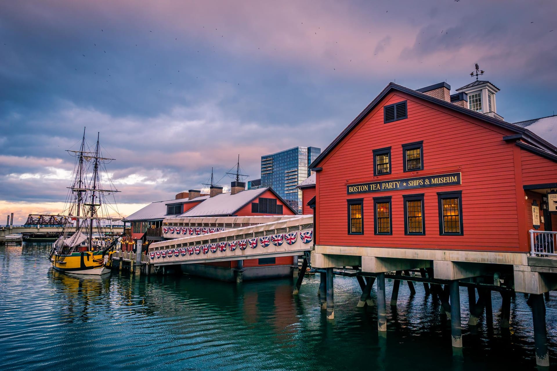 Boston Tea Party Ships & Museum
