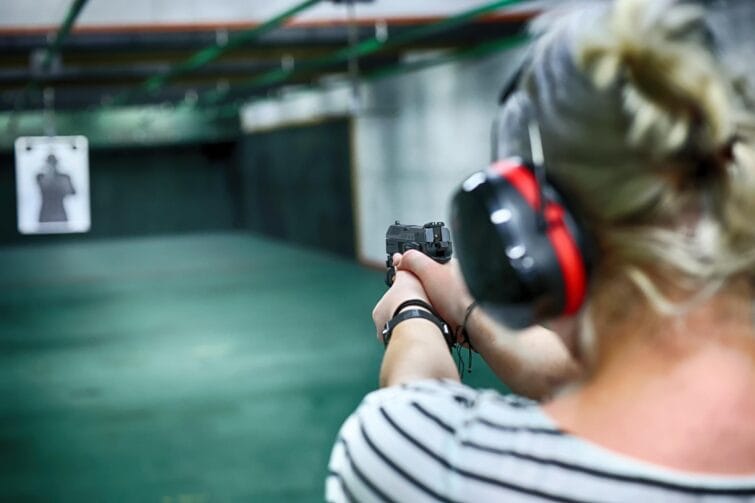 Stand de Tir à Cracovie : AK-47, Glock, Uzi