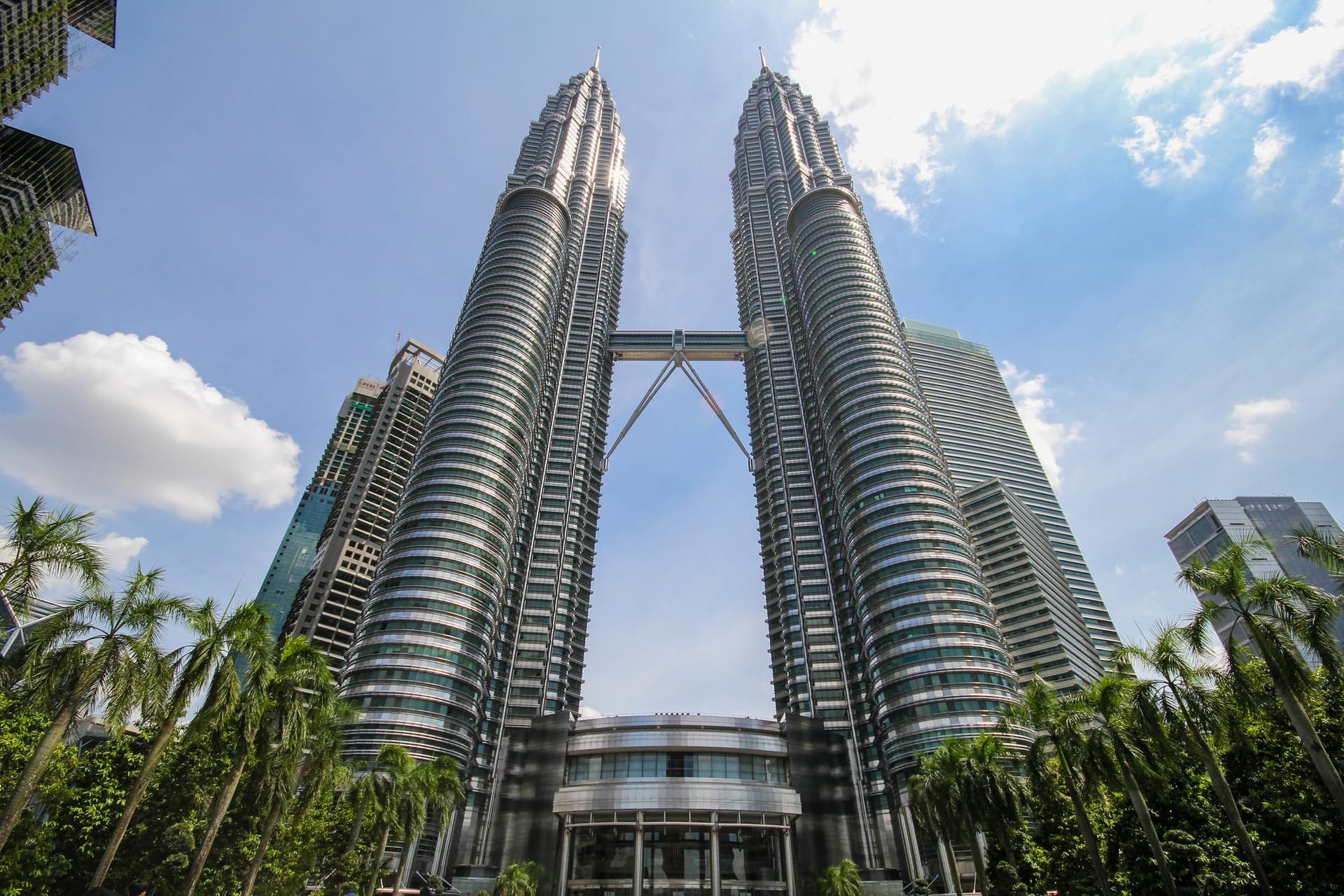 Tours Petronas