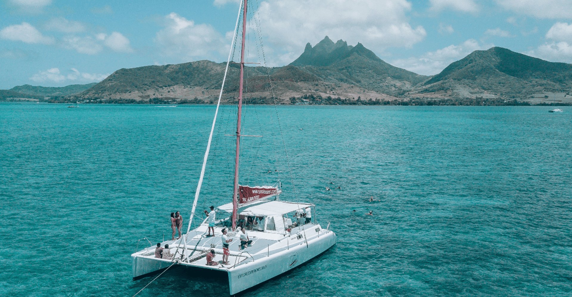 Naviguer en catamaran et faire du snorkeling