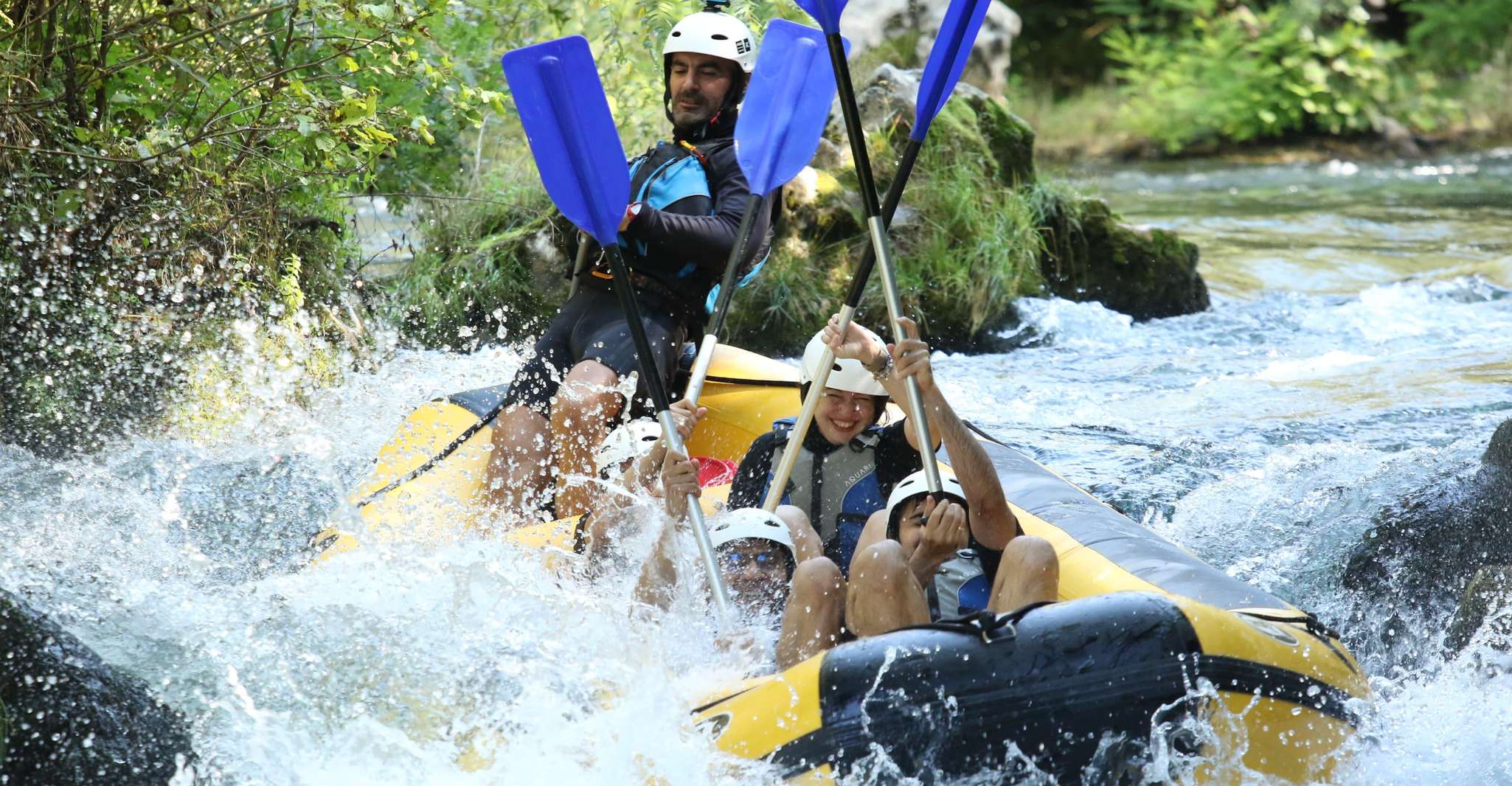 Dévaler les rapides de la Cetina en rafting