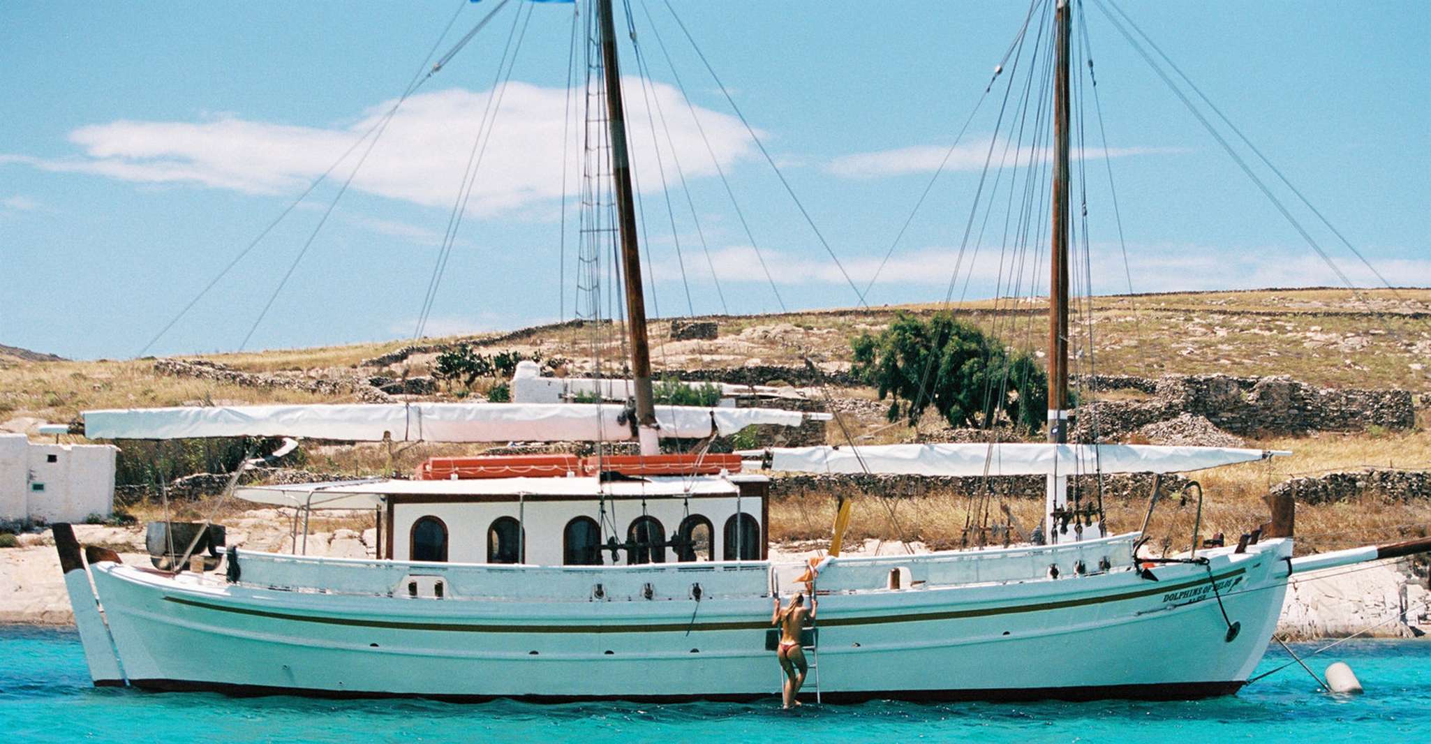 Naviguer vers Paxos et les Grottes Bleues