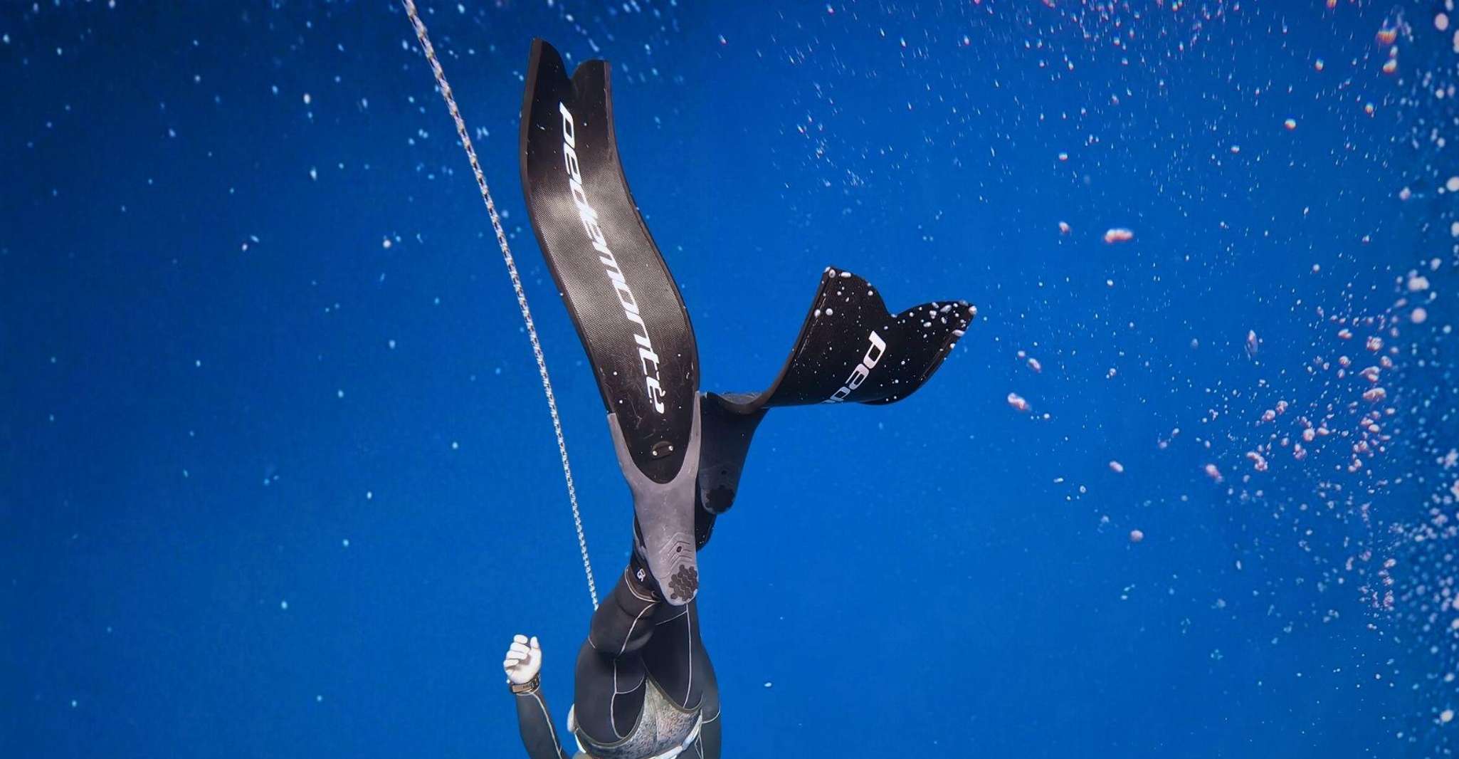 Plonger dans les eaux transparentes de la Méditerranée