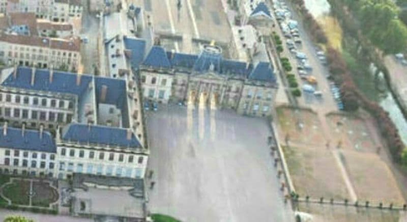 Vol en Montgolfière au-dessus du Château de Lunéville près de Nancy
