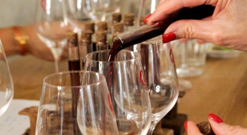 Atelier de Dégustation de vin insolite à Clermont-Ferrand