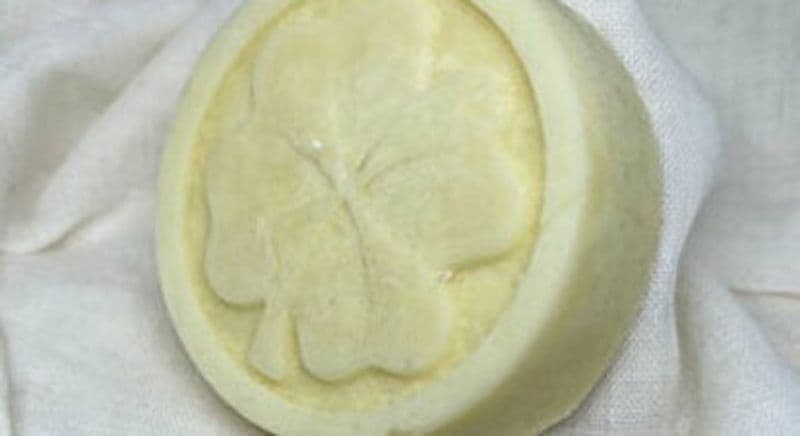 Atelier de fabrication d'un savon artisanal à Bayonne