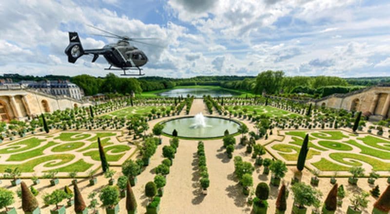 Vol en Hélicoptère au-dessus du Château de Versailles et des Yvelines