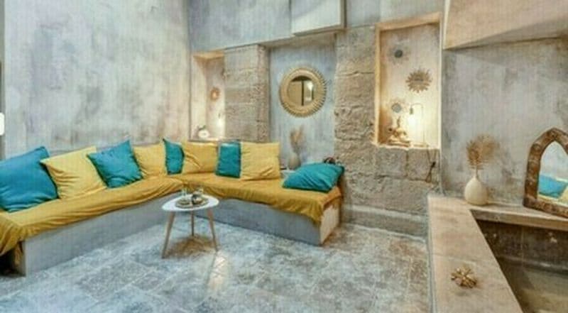 Rituel « rose du désert » dans un hammam à Aix-en-Provence