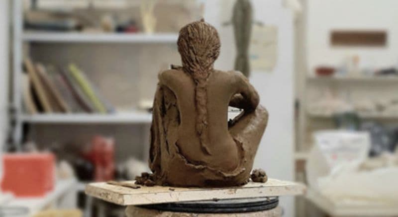 Cours collectif de modelage sur argile à Lyon