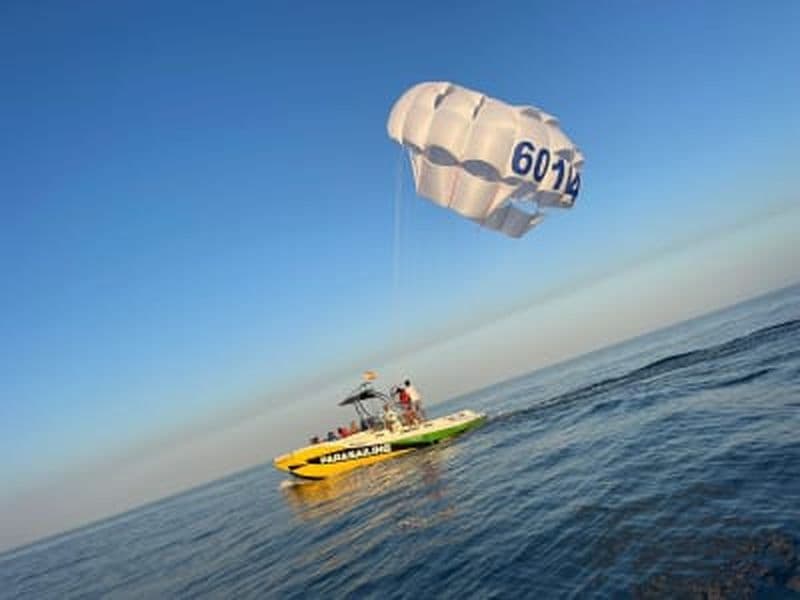 Vol en parachute ascensionnel à Fuengirola, Málaga