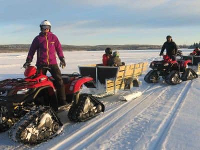Excursion familiale en quad sur neige au départ d'Åre