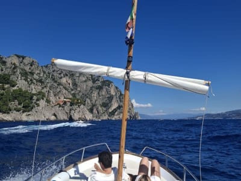 Billet Excursion privée en bateau autour de l'île de Capri depuis Marina Grande