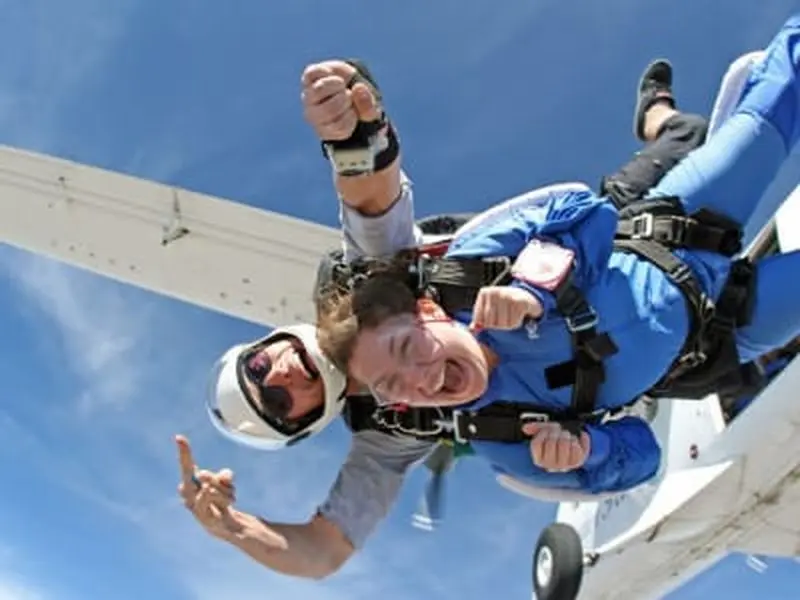 Saut en parachute à Manresa au départ de Barcelone, 4 000 mètres