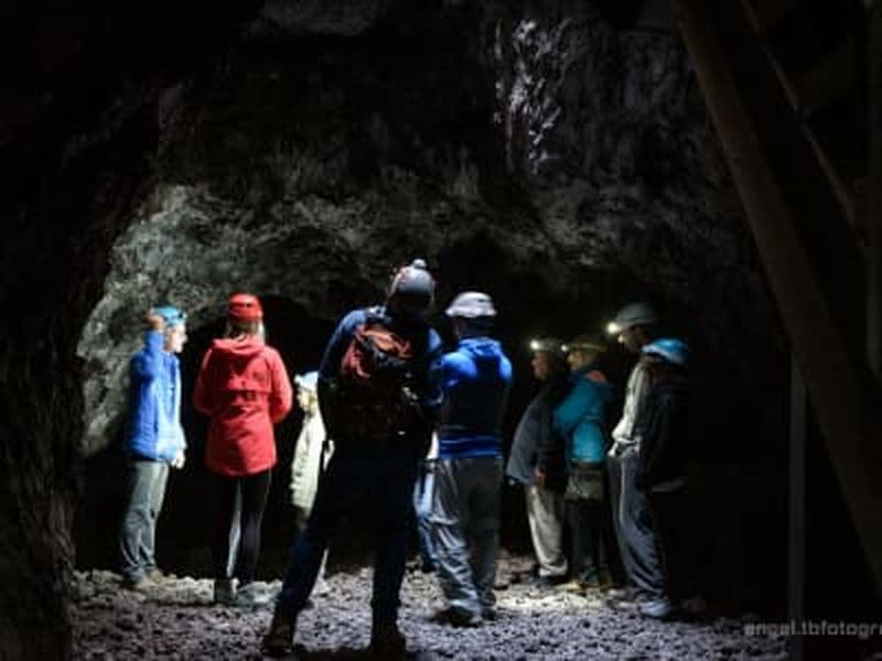 Billet Spéléologie dans le tunnel de lave Cueva de Las Palomas sur l'île de La Palma