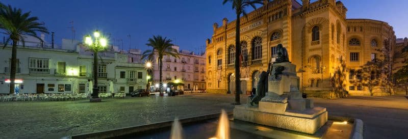 Free tour de nuit dans Cadix